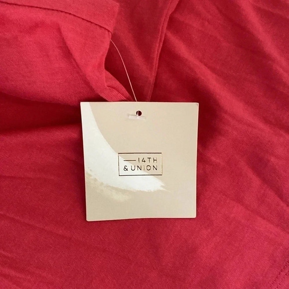 14th & Union Short Sleeve Top - Picture 8 of 9